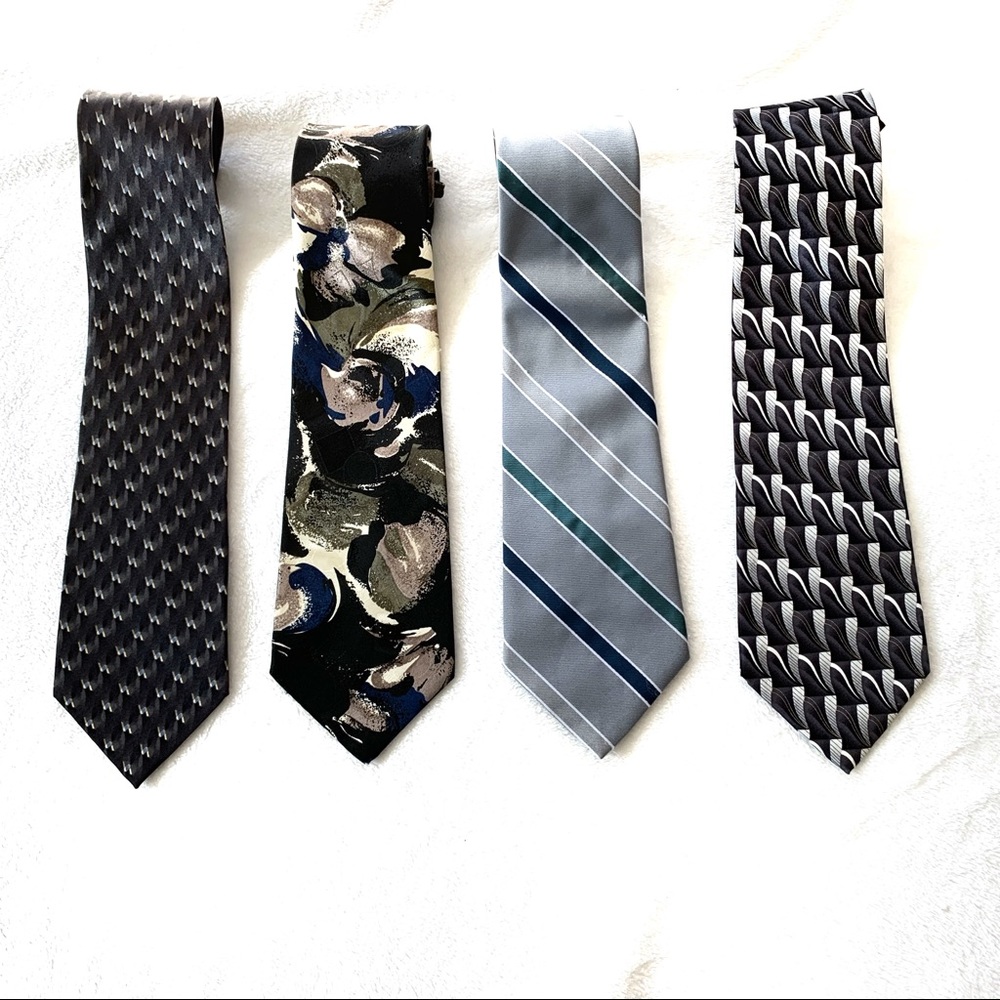 Lot of 4 mens ties, two silk, two polyester 👌🏼
